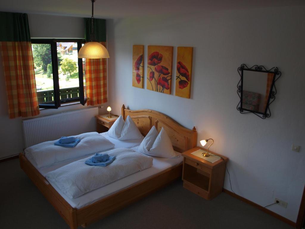Retro Hotel Igelheim Bad Mitterndorf Kamer foto
